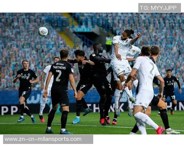 利兹联球迷两度向热刺球员投掷物品或将遭遇高额罚款 利兹联球迷两度向热刺球员投掷物品或将遭遇高额罚款