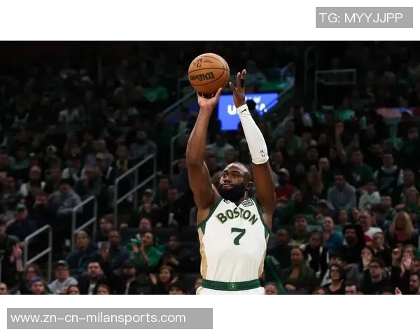 杰伦布朗强调篮板保护重要性并展望球队潜力提升空间